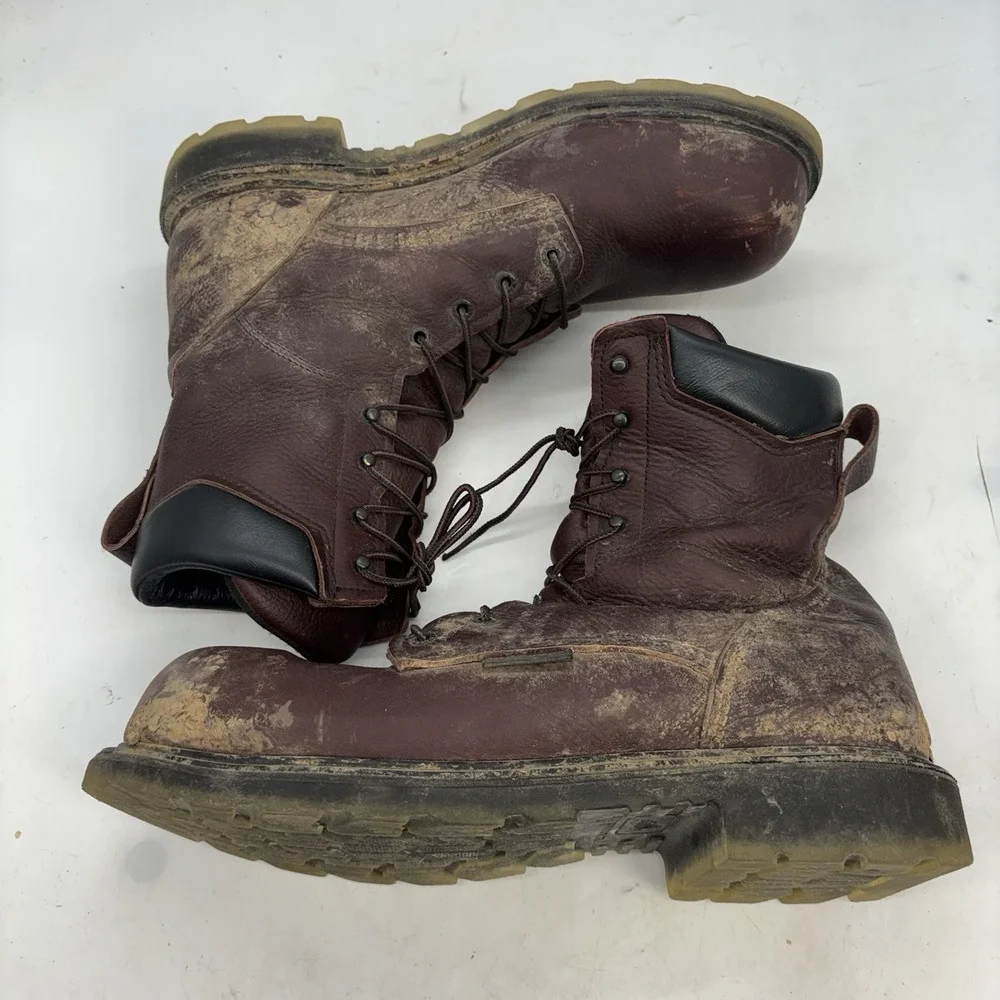 Red Wing Shoes shop confidence